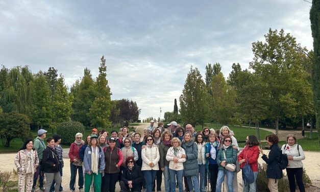 CRÓNICA DE LA SALIDA SENDERISTA DE 19 DE OCTUBRE 2025 “PASEO MONUMENTAL POR NAVALCARNERO”