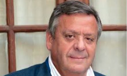 JULIO, nuestro Amigo, Socio Honorario, Benefactor, Humanista integral y   ahora (mas que antes) PROFESOR: Catedrático de Medicina de la UAM